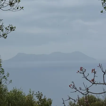 شقة Sissy 2 بوروس